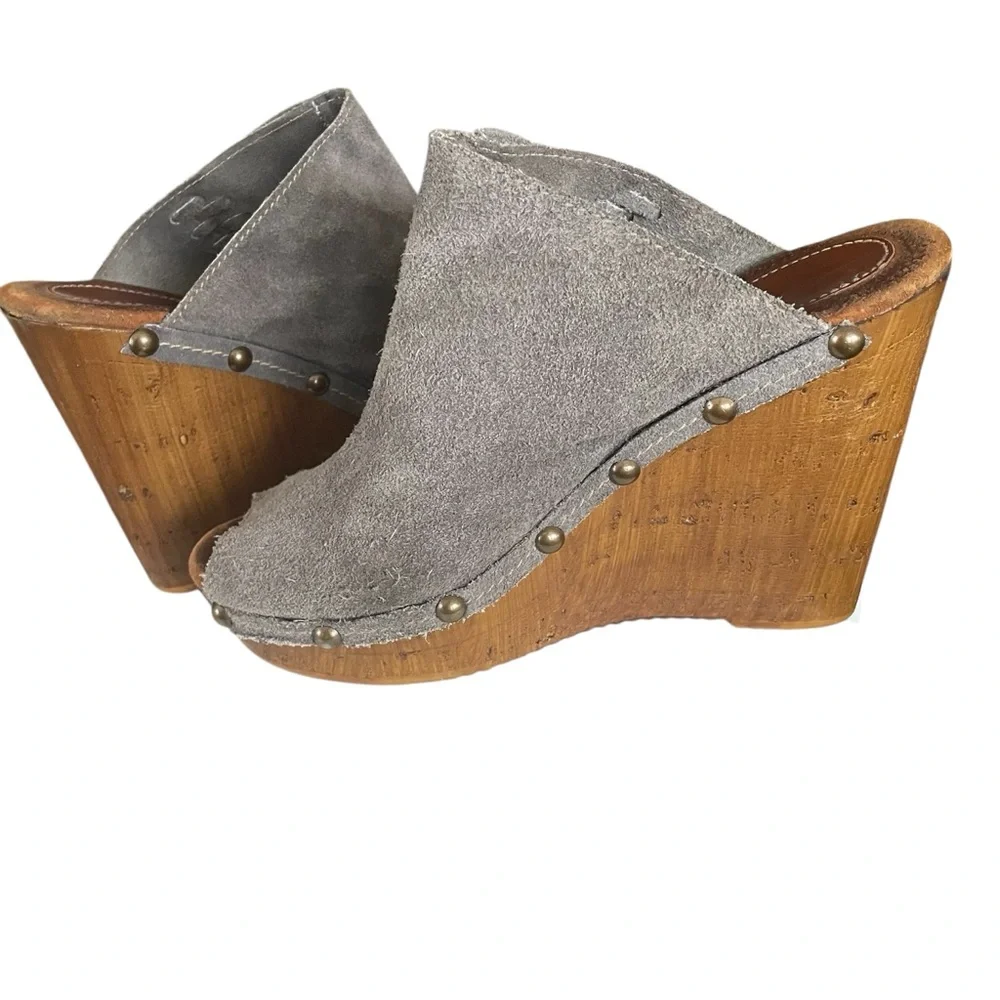 SBICCA Anthropologie Pitch Wedge Mules Heel Size 10 Women's Gray Suede Fringe - Picture 13 of 14